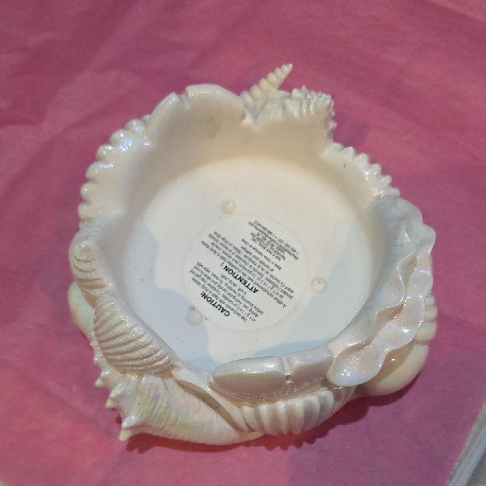 Bath & Body Works White Seashell Candle Holder - Picture 2 of 3